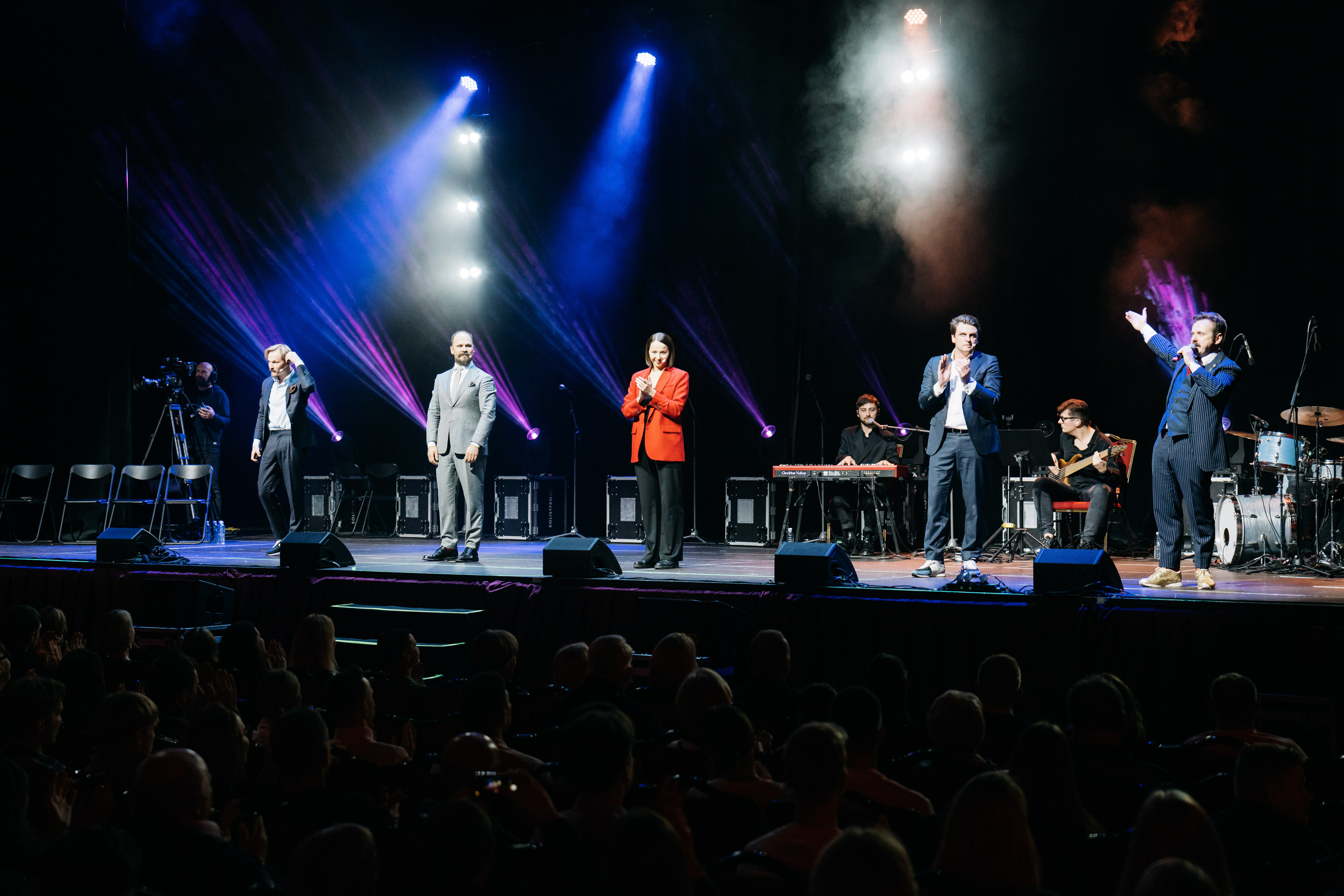 Kalėdinė gero juoko dozė | Teatras Kitas kampas